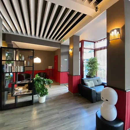 Hotel La Luna 2*