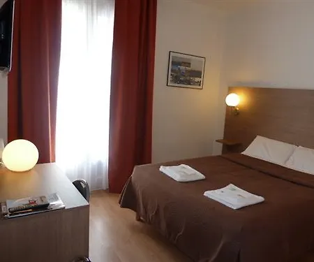 Hotel La Luna Saint-Nazaire (Loire-Atlantique)
